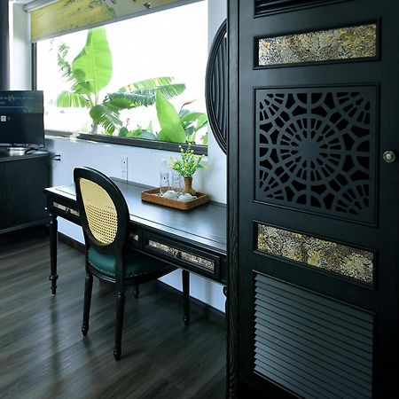Lotus Hotel Нин Бин Екстериор снимка