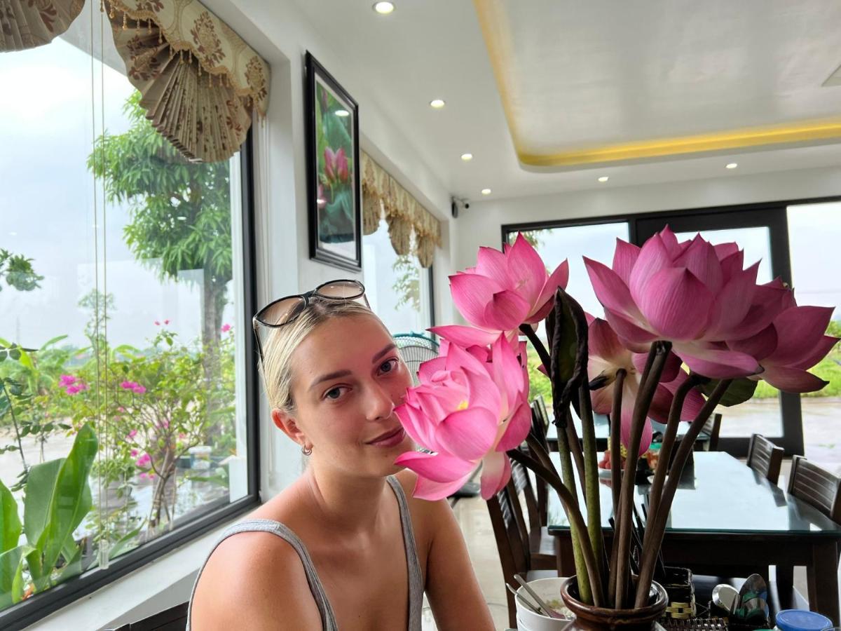 Lotus Hotel Нин Бин Екстериор снимка