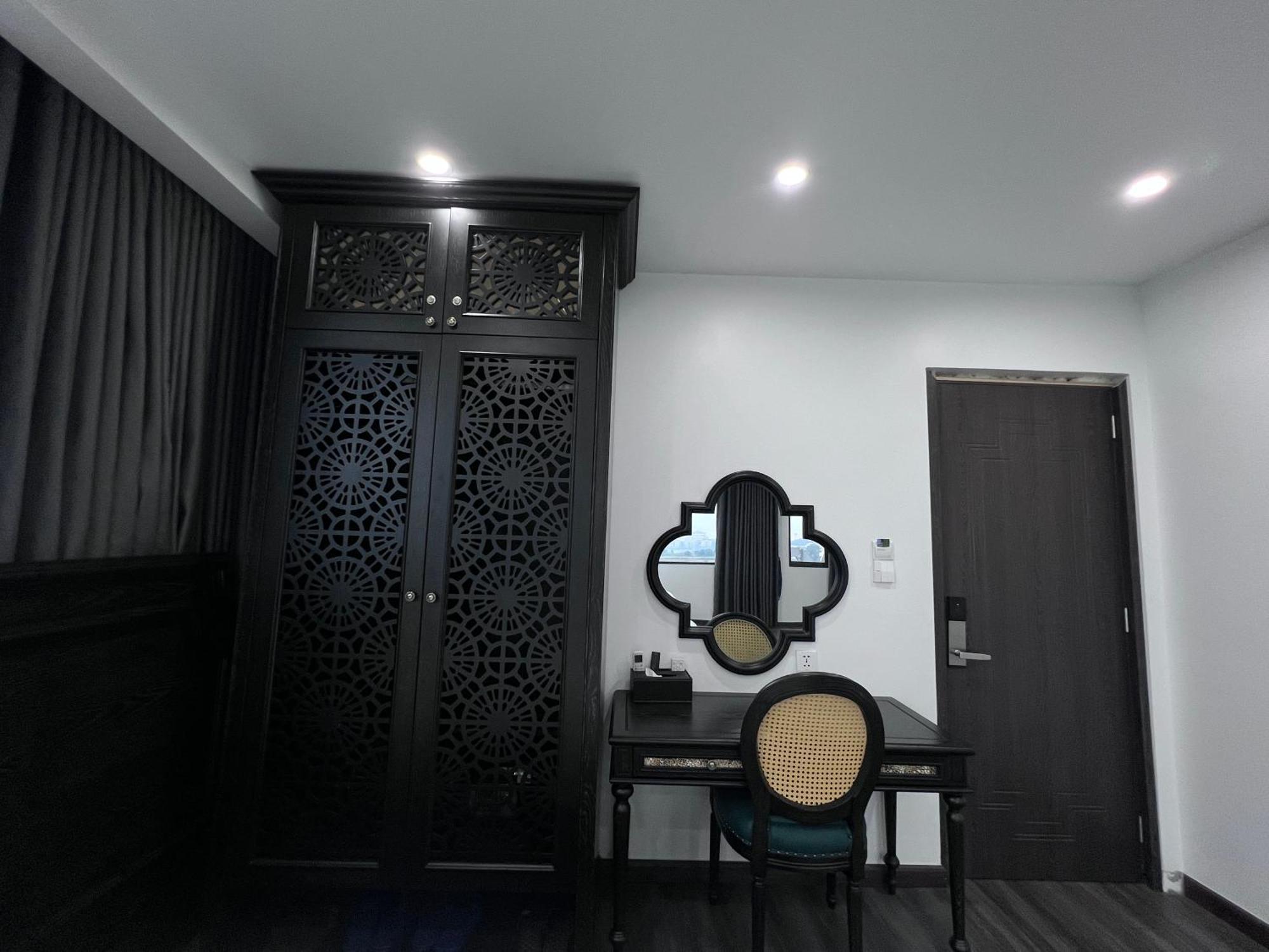 Lotus Hotel Нин Бин Екстериор снимка