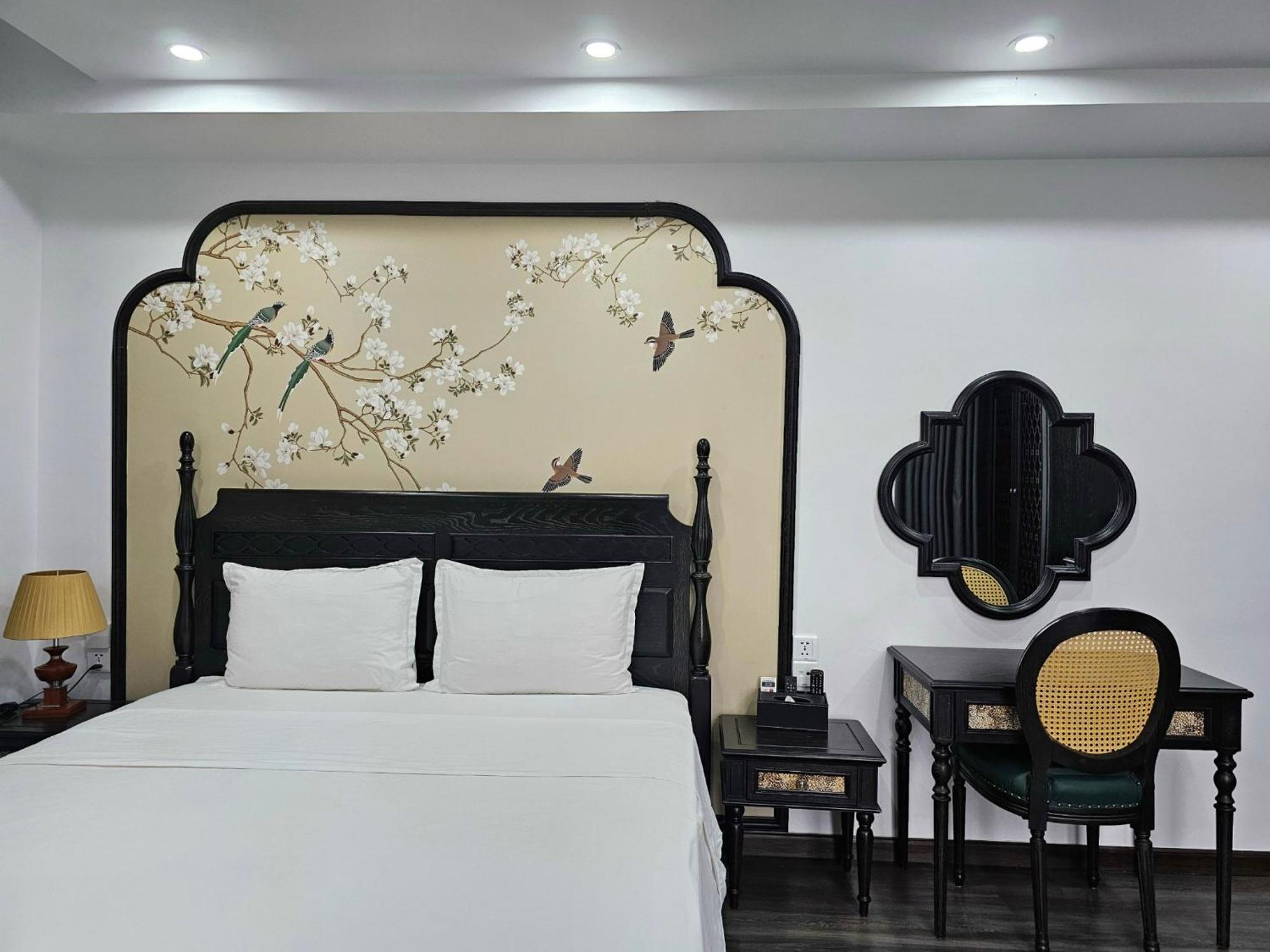 Lotus Hotel Нин Бин Екстериор снимка